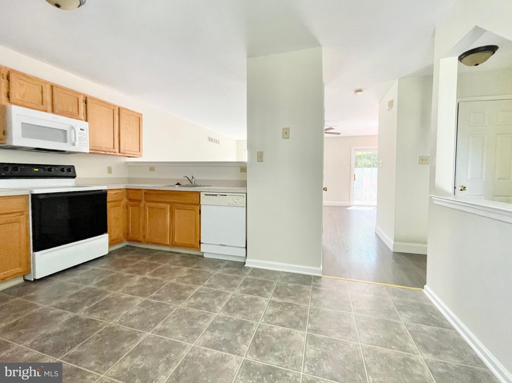 VILLAGE OF WESTOVE - Residential