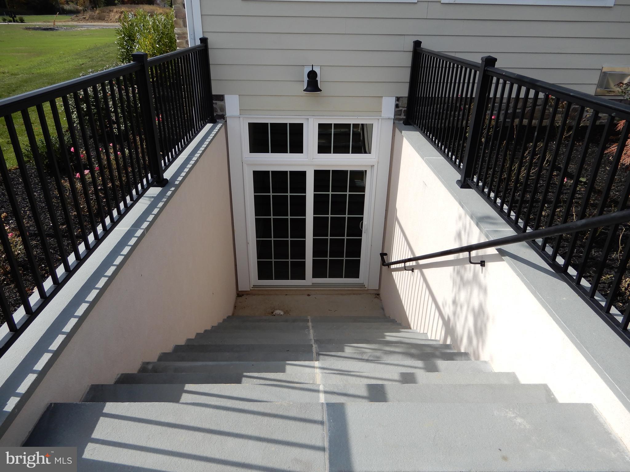 WAVERLY AT NORTHAMPTON - Residential