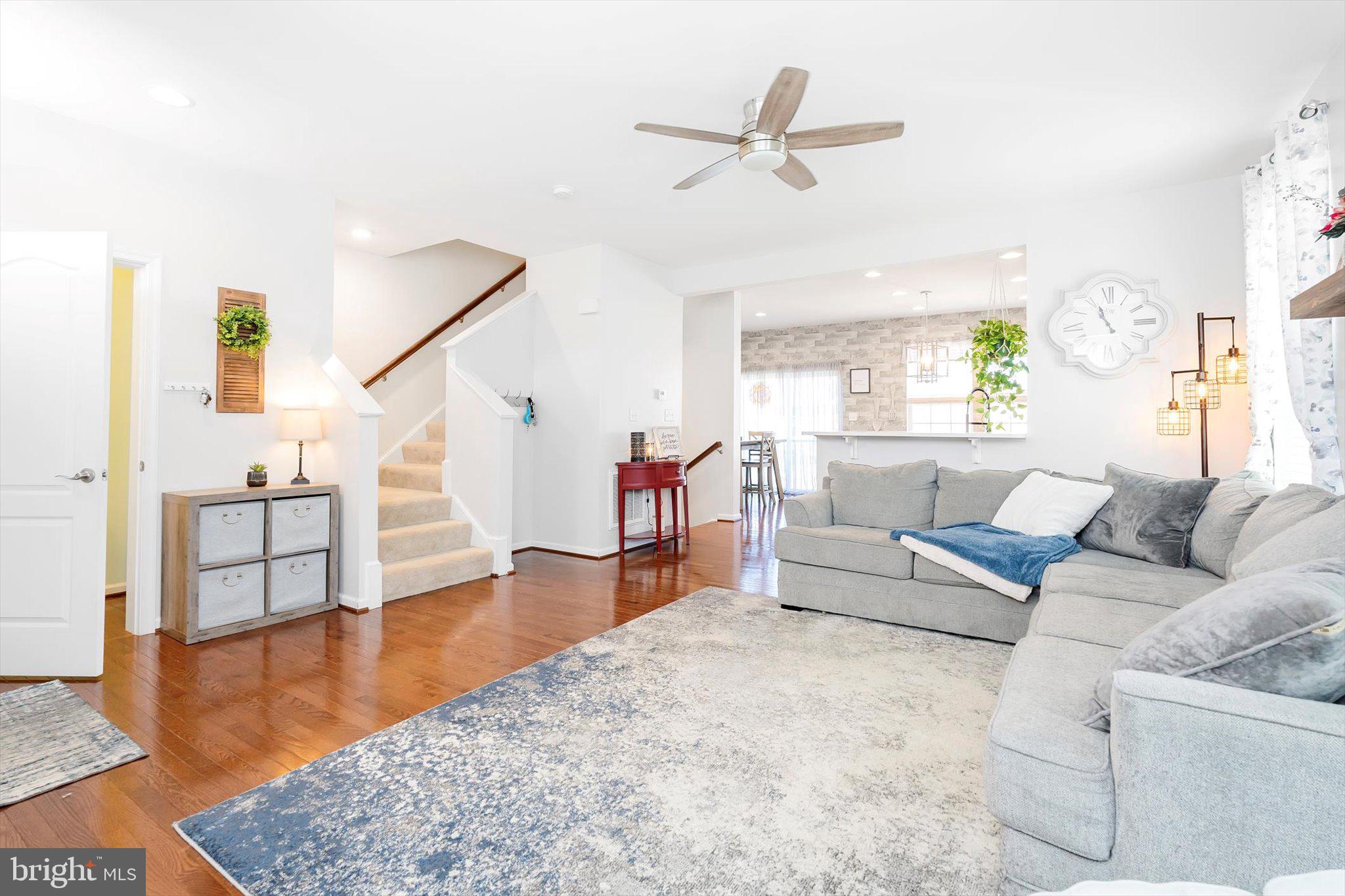 ARCHERS ROCK - Residential