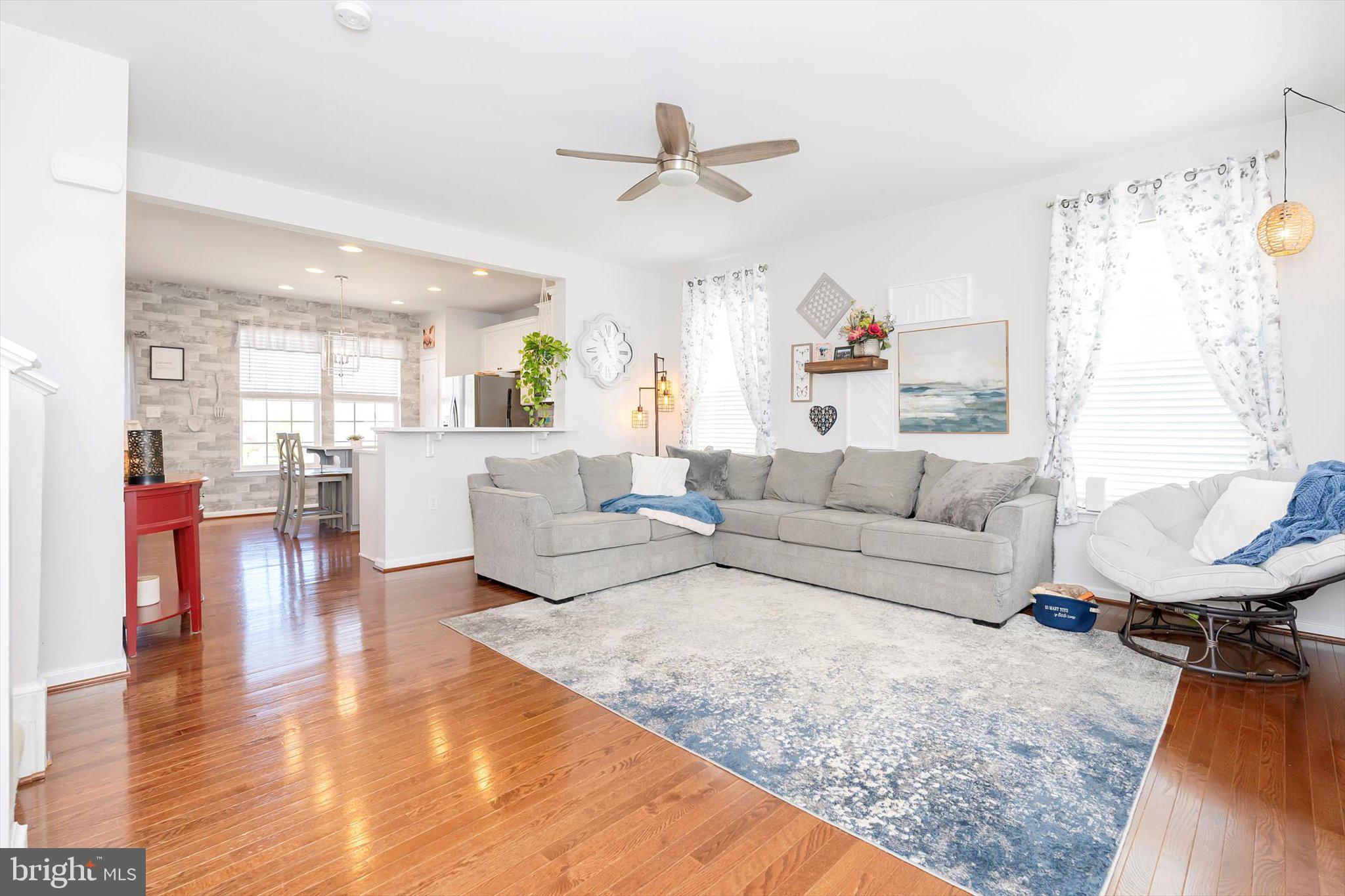 ARCHERS ROCK - Residential