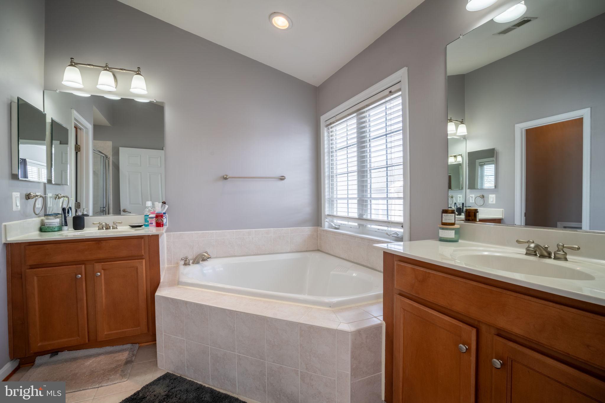 SULLY MANOR - Residential