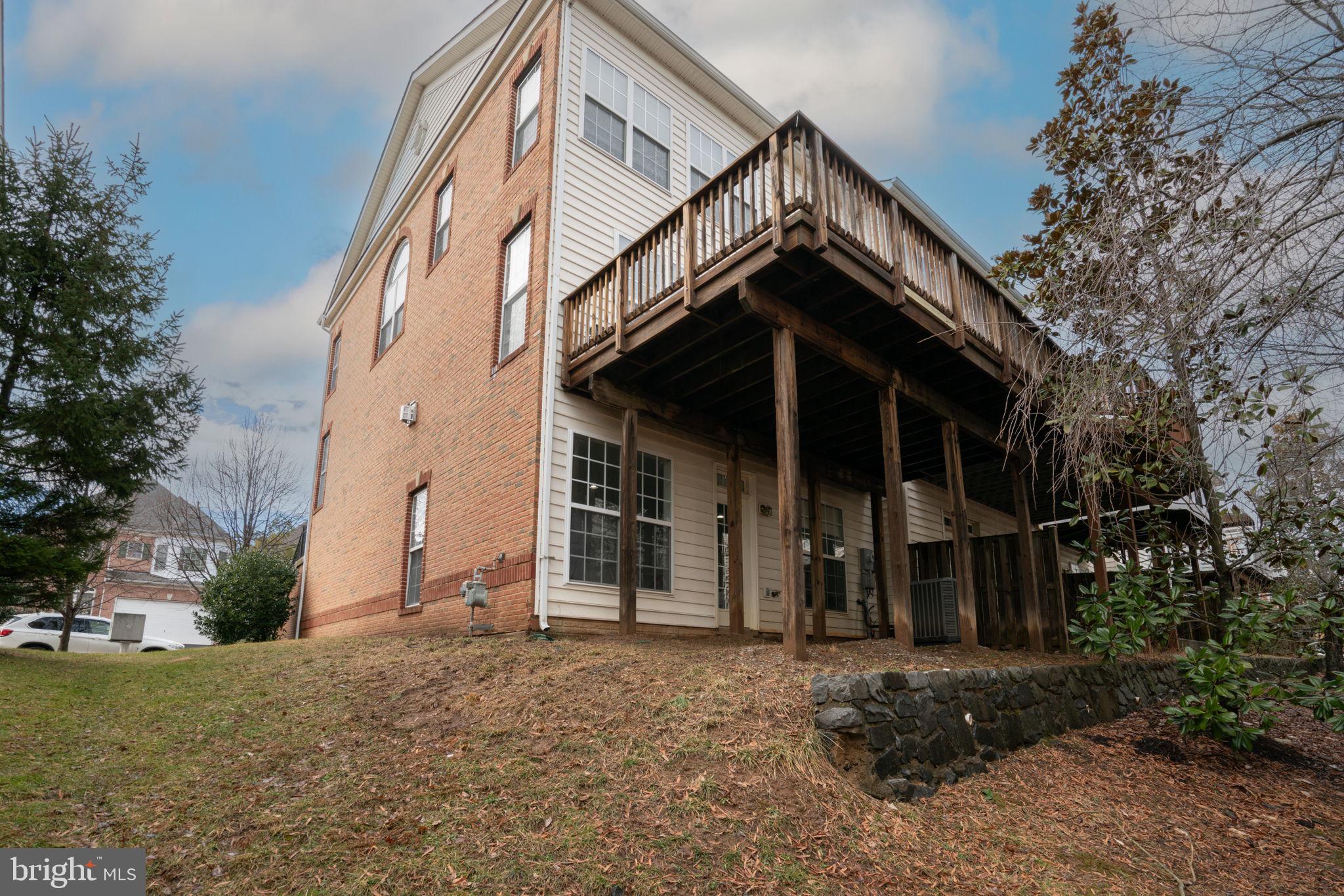 SULLY MANOR - Residential