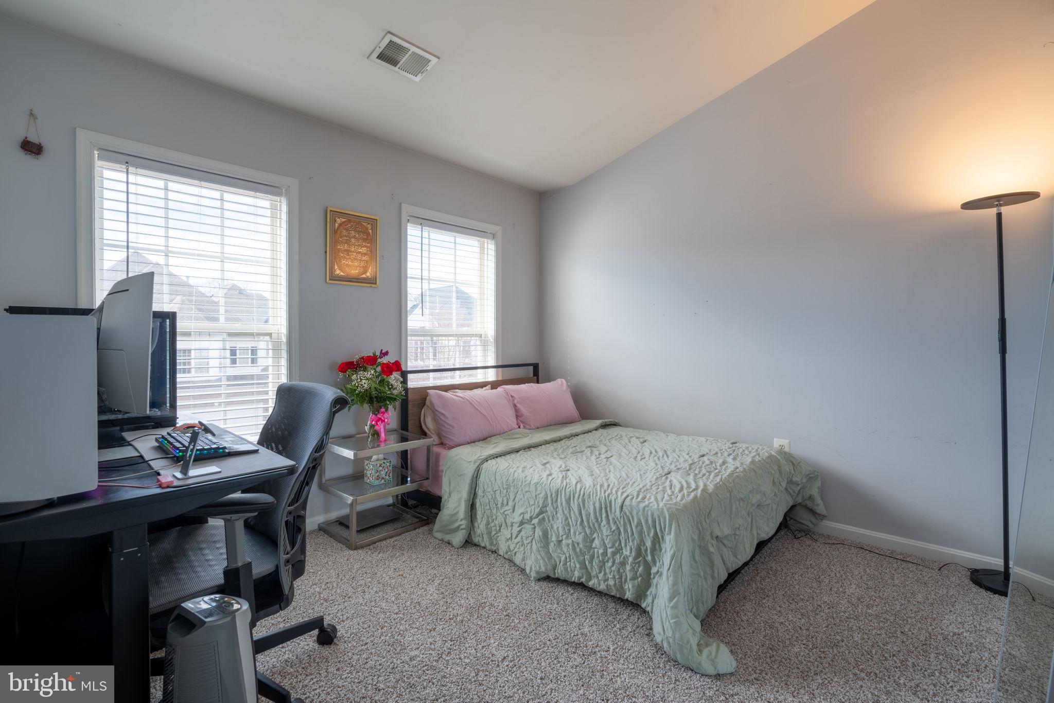 SULLY MANOR - Residential