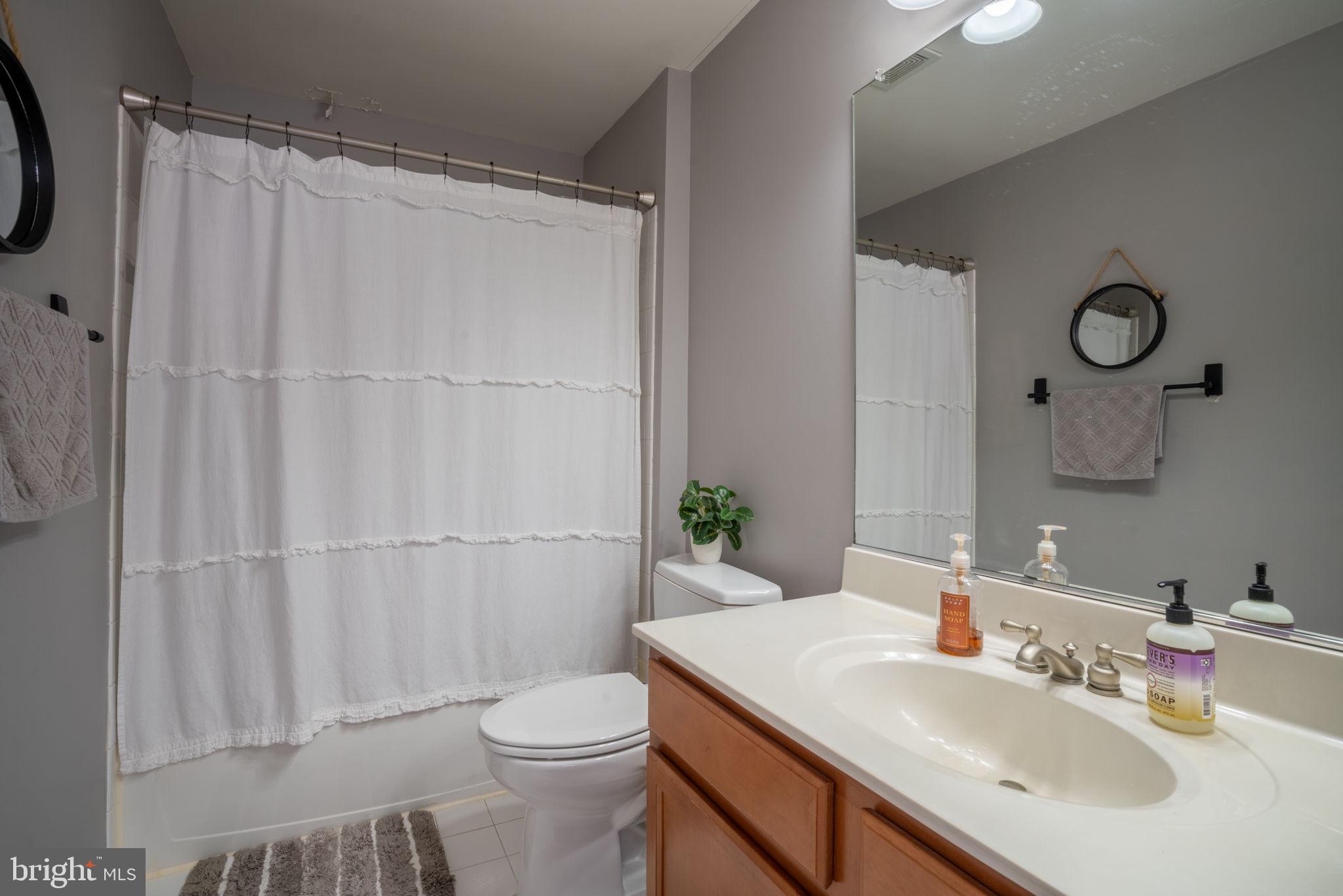 SULLY MANOR - Residential