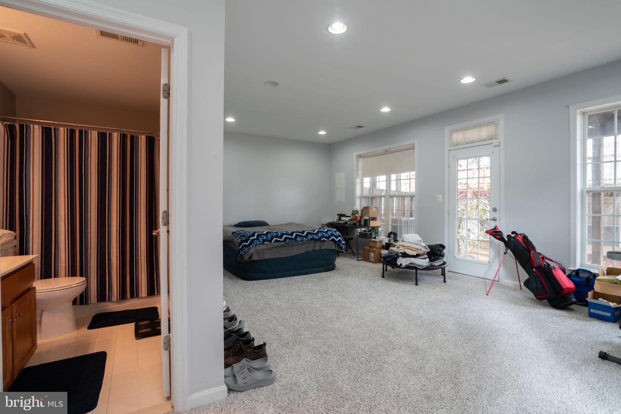 SULLY MANOR - Residential