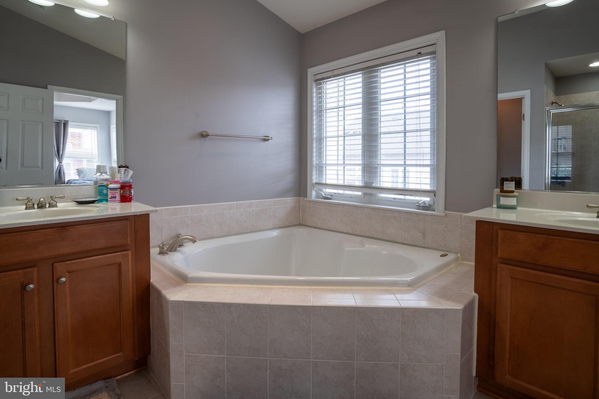 SULLY MANOR - Residential