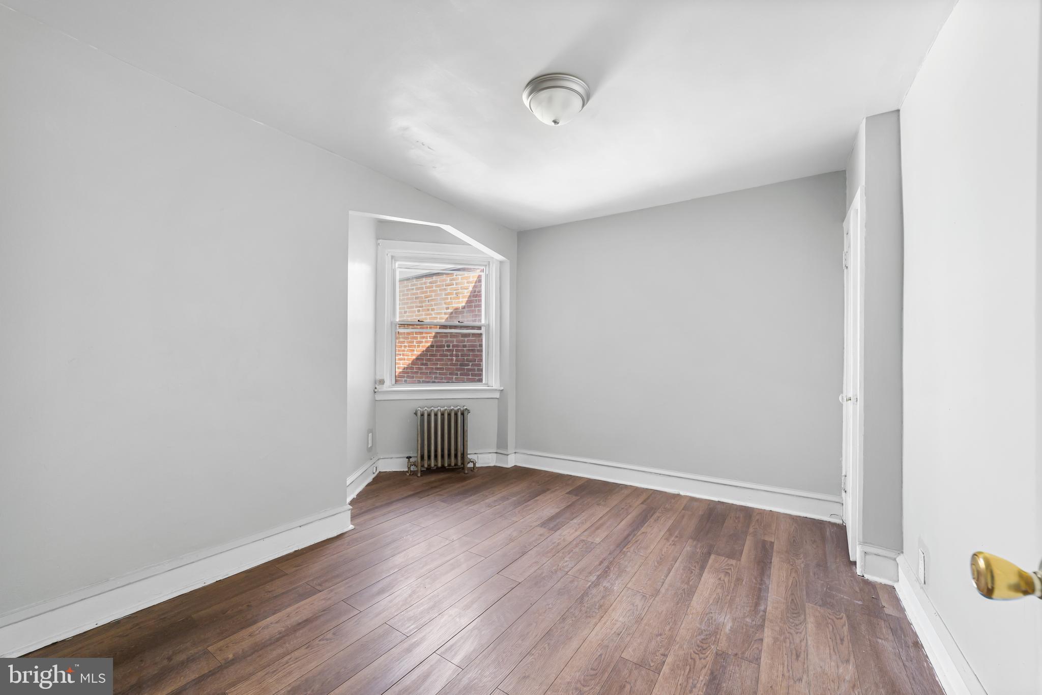 EAST OAK LANE - Residential Lease