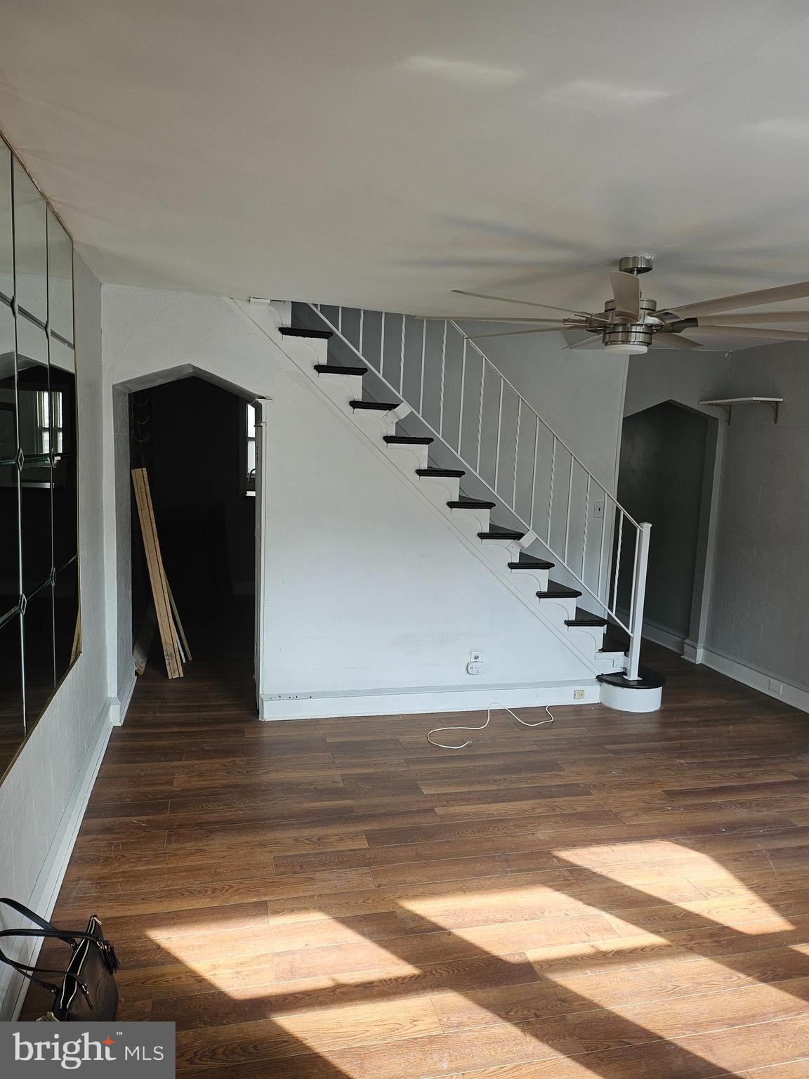 EAST OAK LANE - Residential Lease