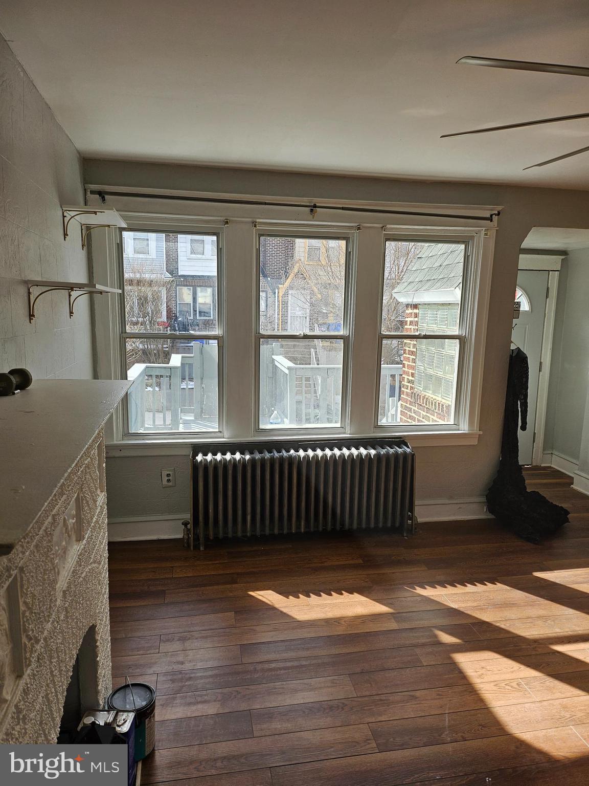 EAST OAK LANE - Residential Lease