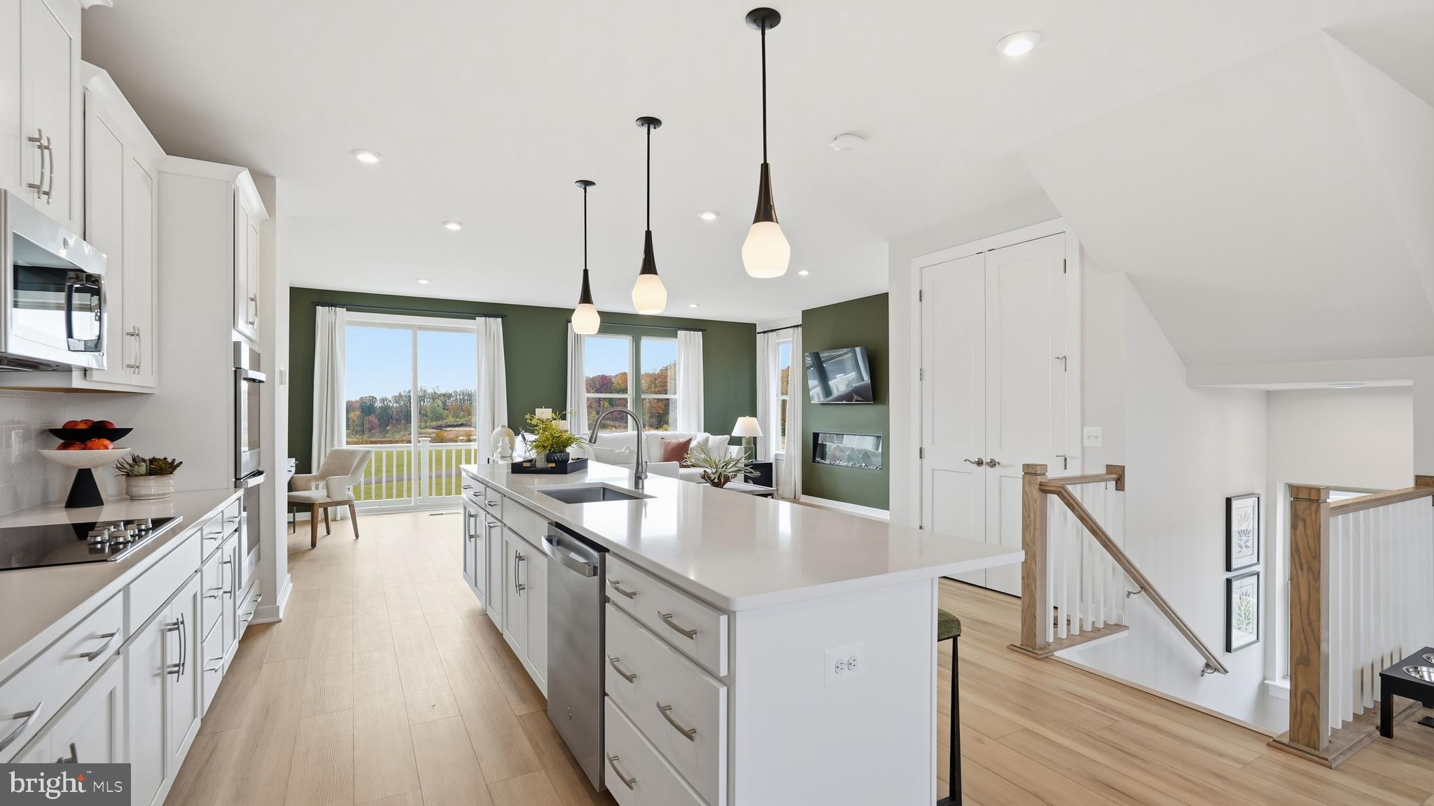 POTOMAC SHORES - Residential