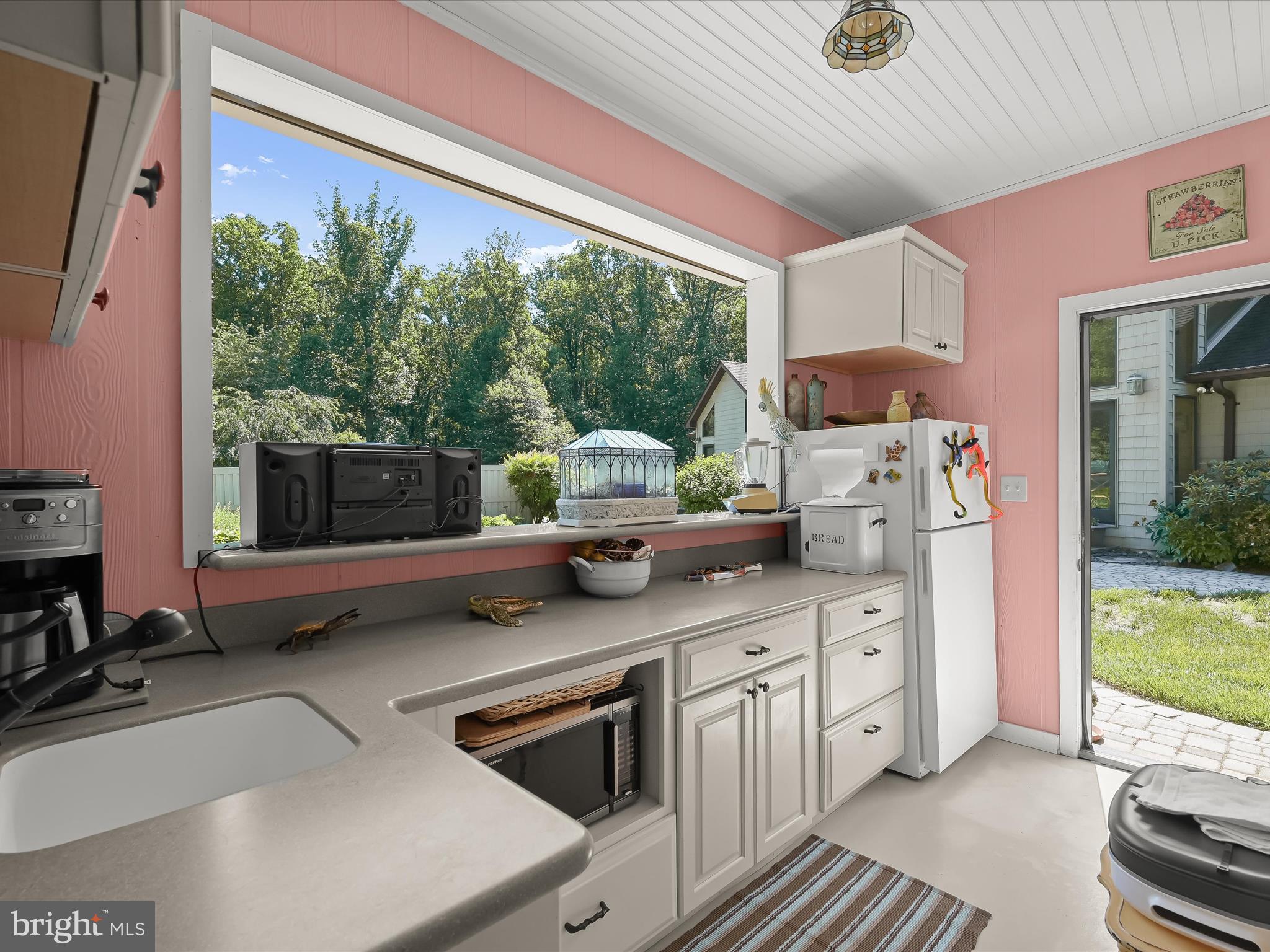 BURTONSVILLE - Residential