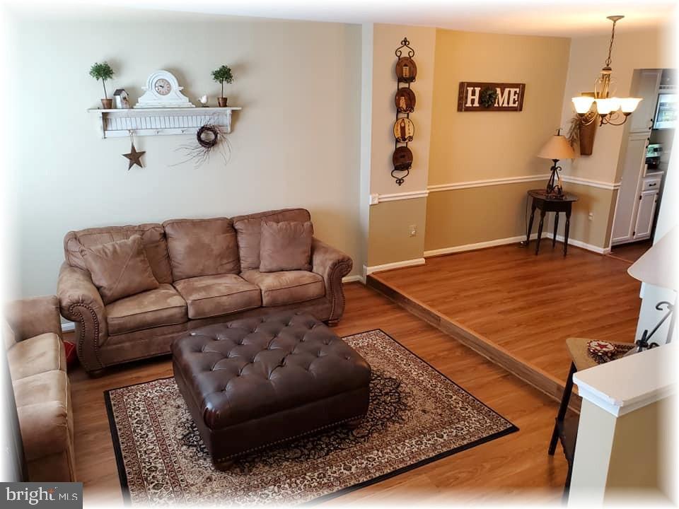 VILLAGE OF THOMAS RUN - Residential