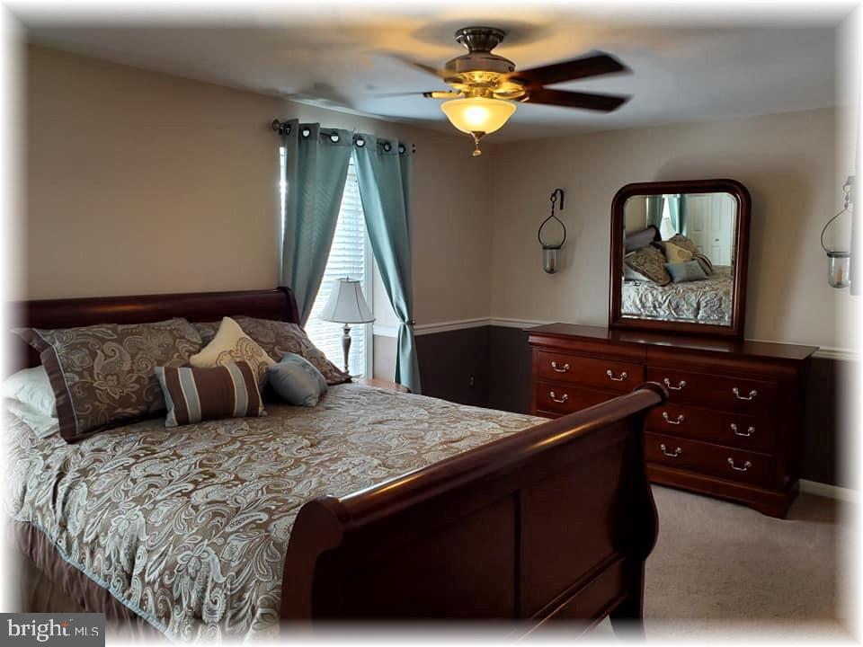 VILLAGE OF THOMAS RUN - Residential