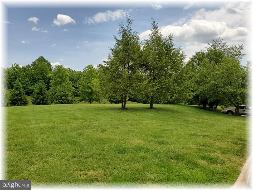 VILLAGE OF THOMAS RUN - Residential