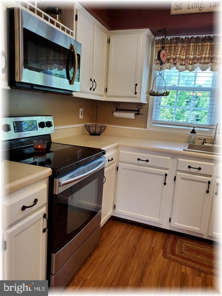 VILLAGE OF THOMAS RUN - Residential