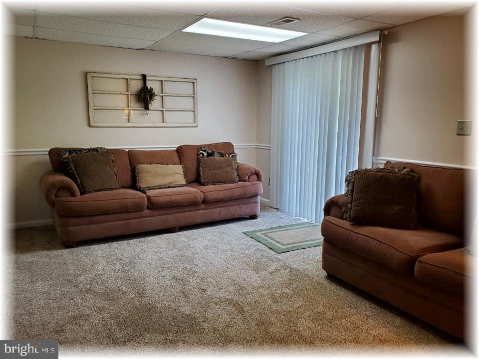 VILLAGE OF THOMAS RUN - Residential