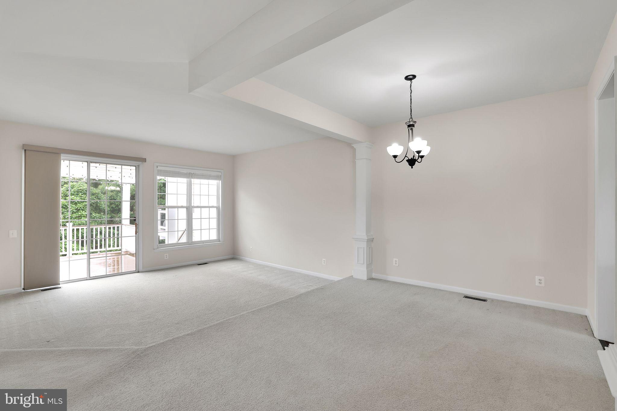 22676 SIMONET BLANC TERRACE