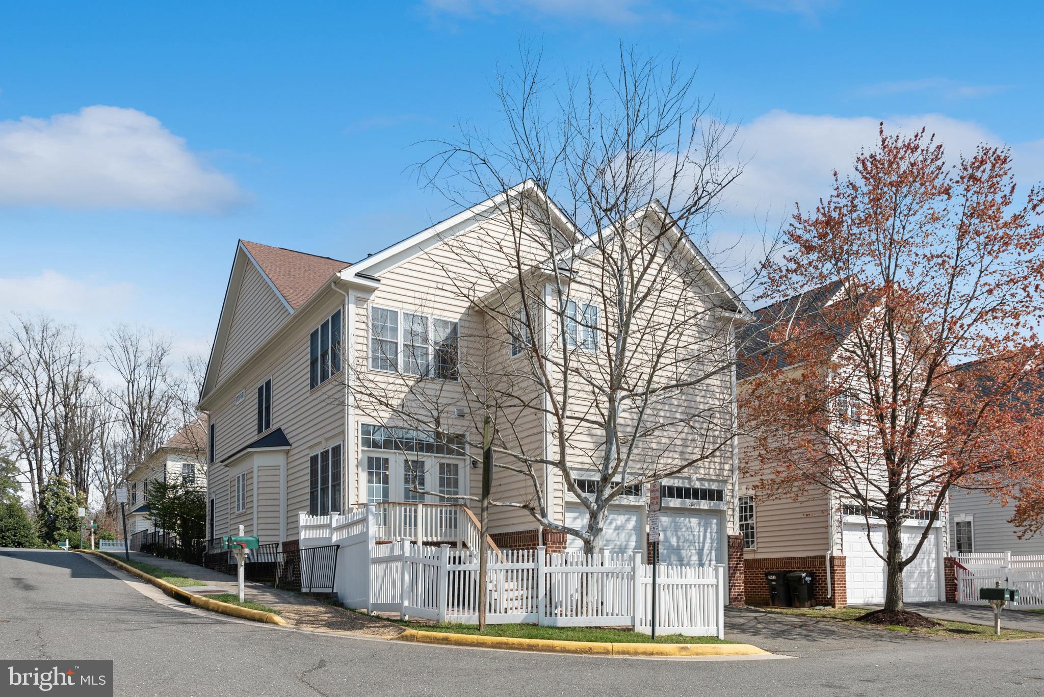 BRIARWOOD TRACE - Residential