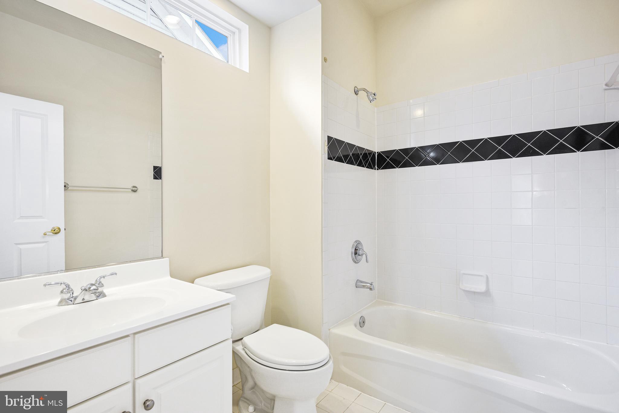 BRIARWOOD TRACE - Residential