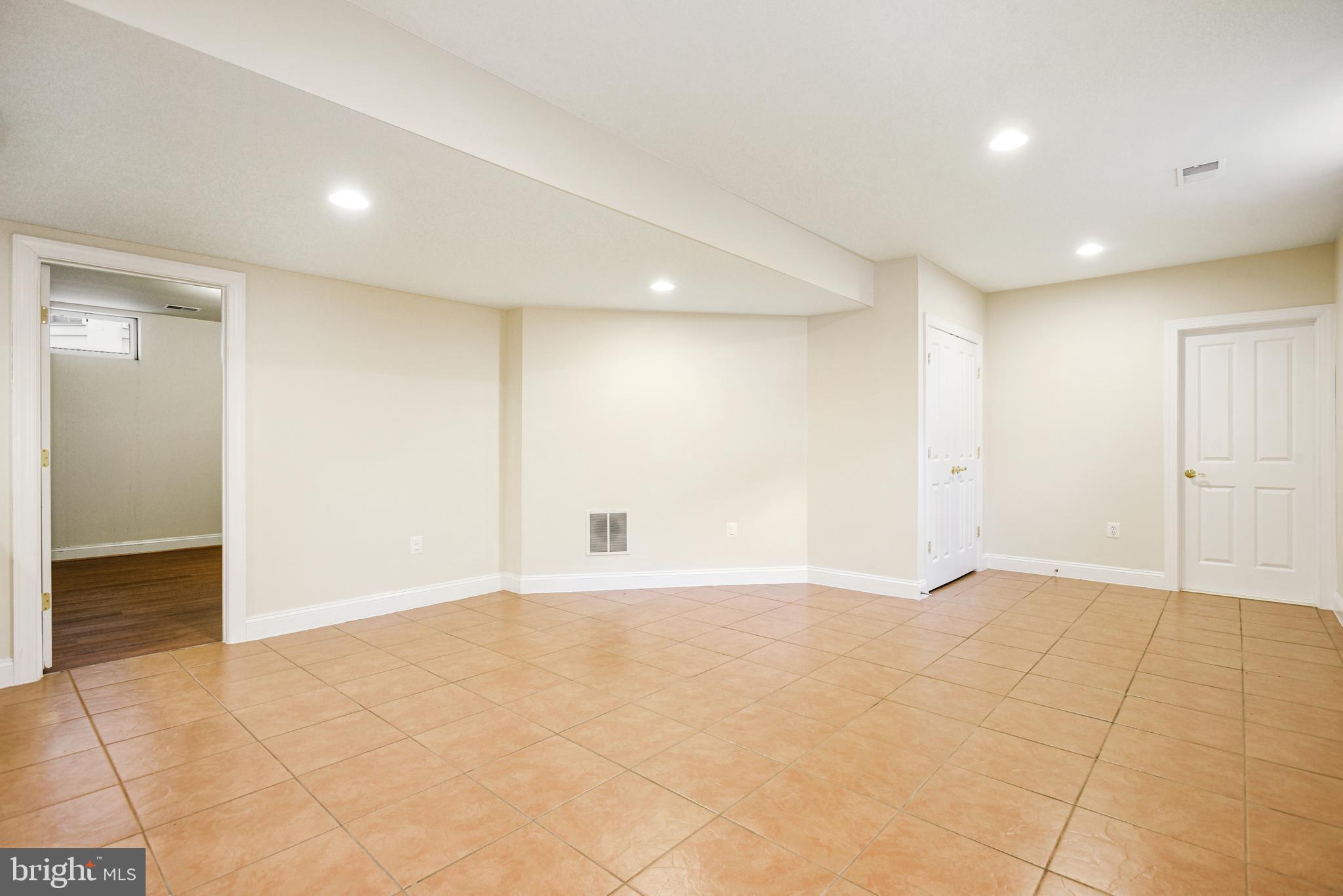 BRIARWOOD TRACE - Residential