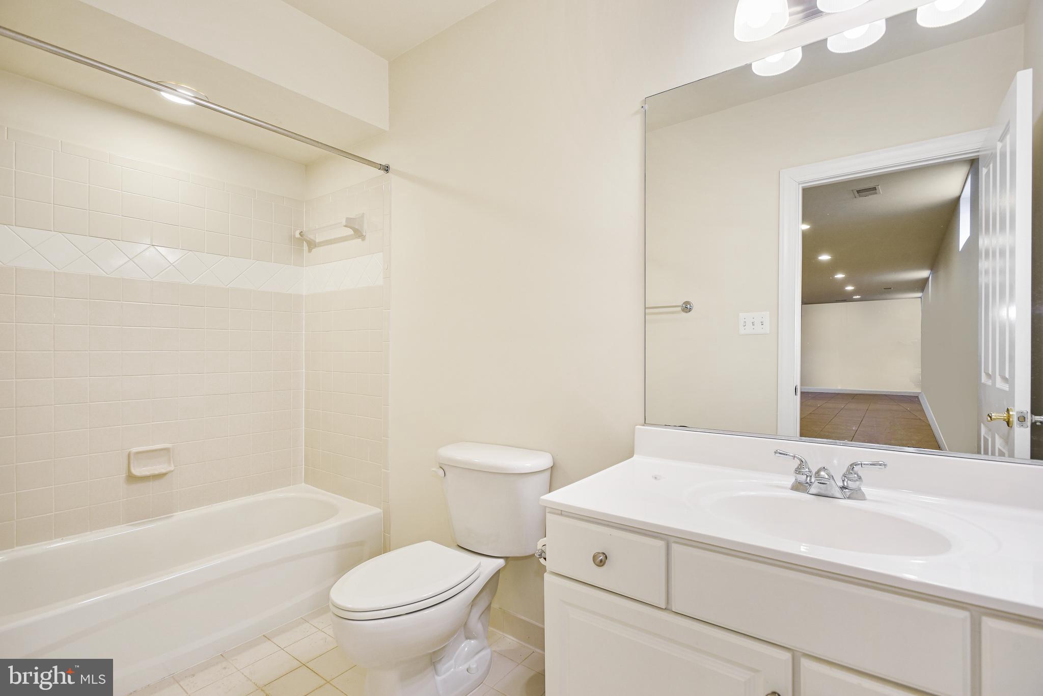 BRIARWOOD TRACE - Residential