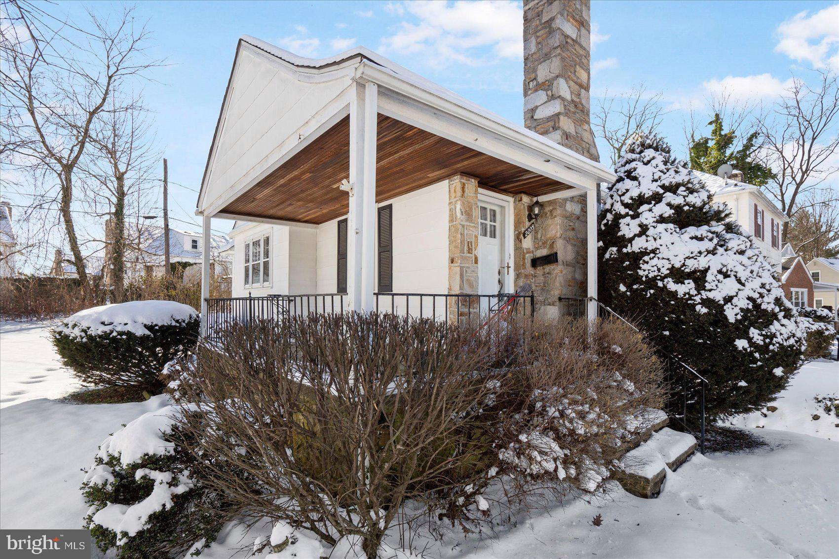 GWYNN LAKE PARK - Residential