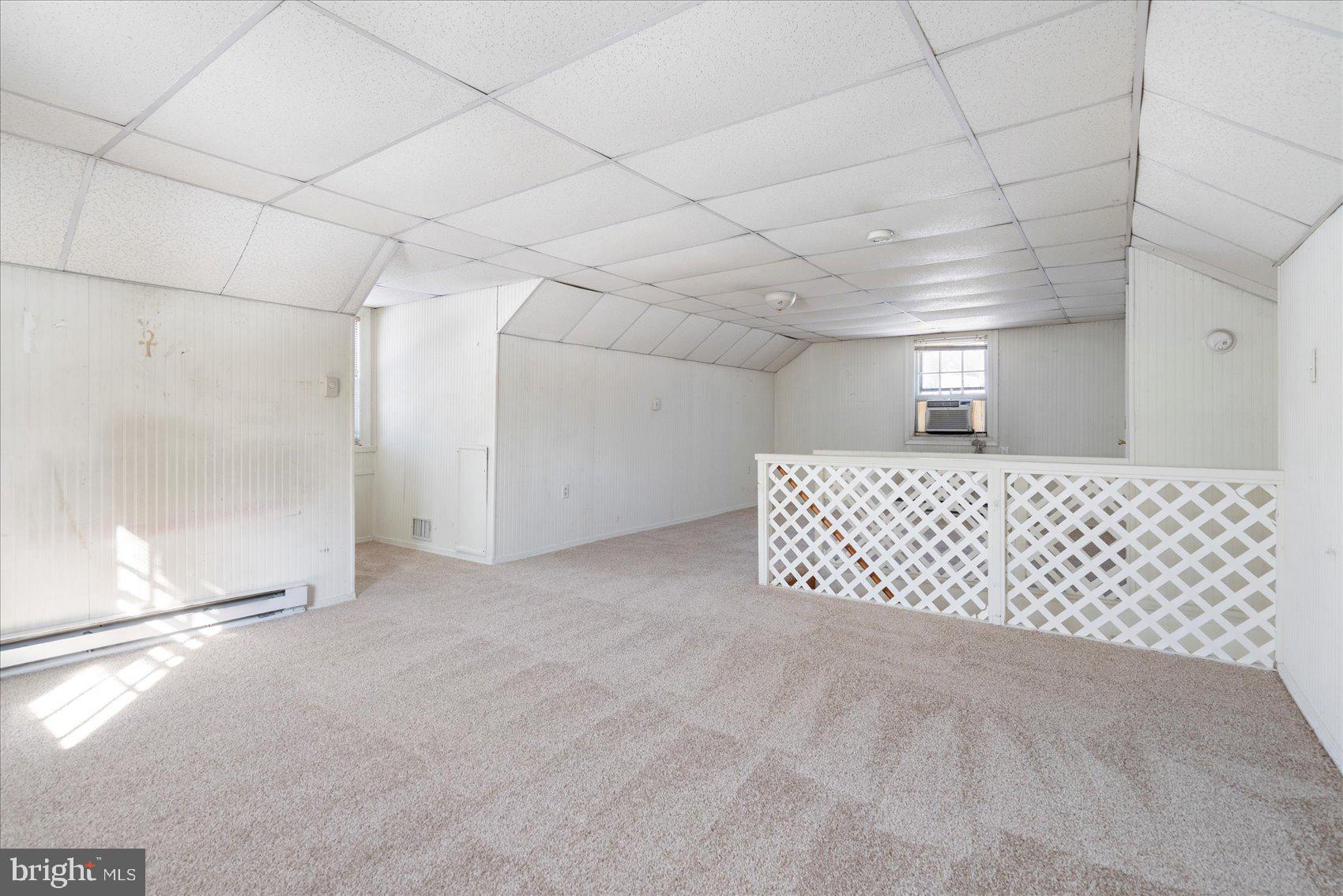 GWYNN LAKE PARK - Residential