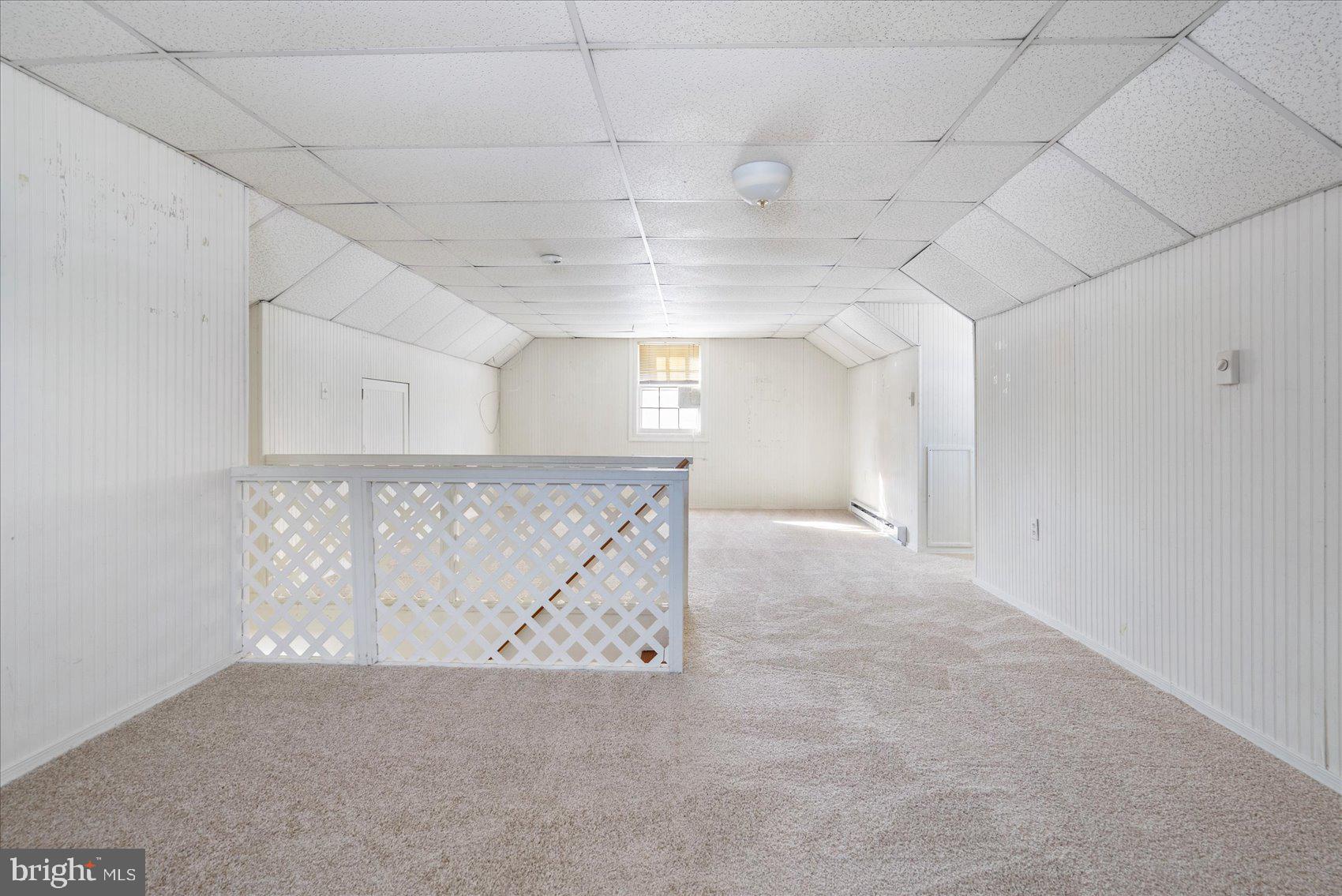 GWYNN LAKE PARK - Residential