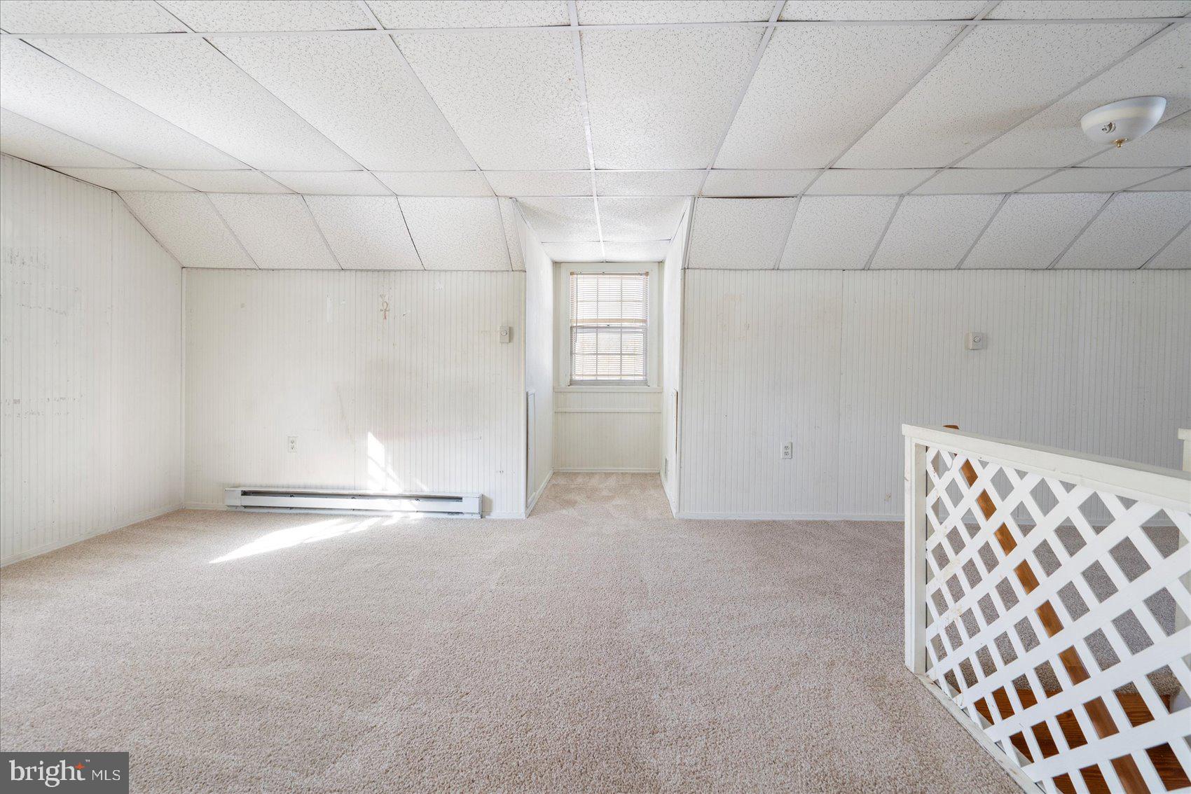 GWYNN LAKE PARK - Residential