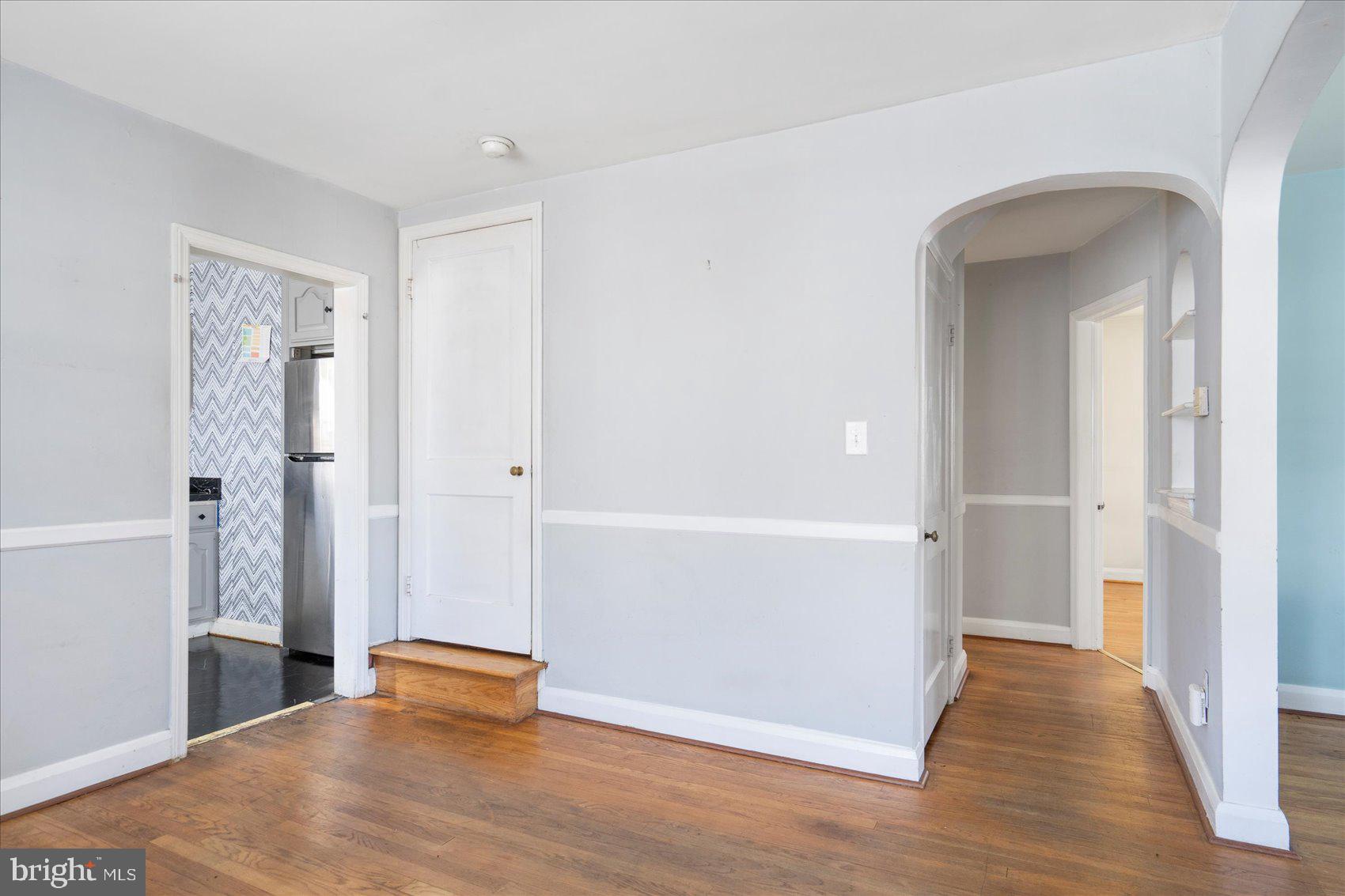 GWYNN LAKE PARK - Residential