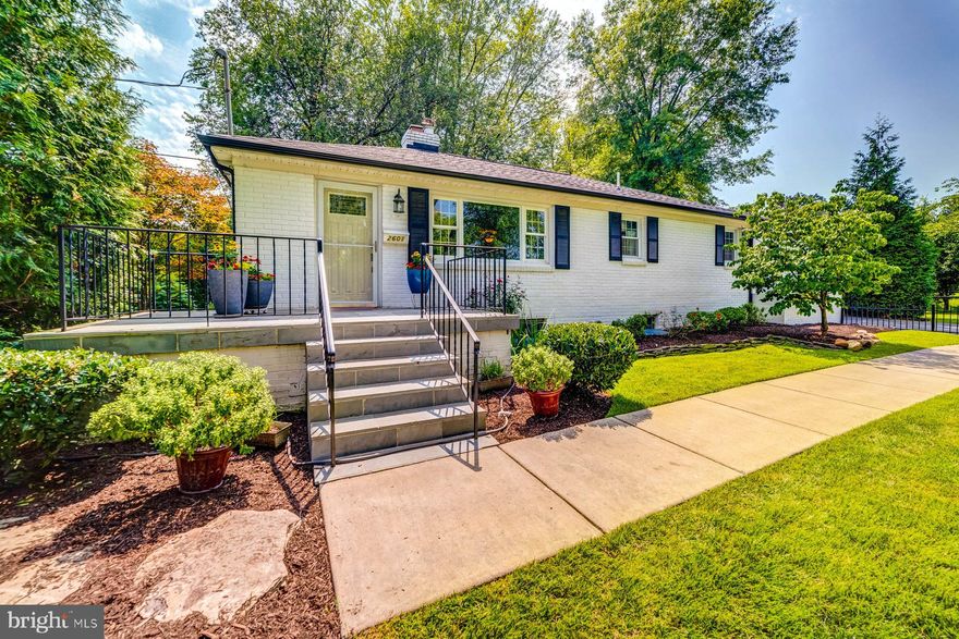 AN ENTERTAINER'S DREAM! Situated on an expansive 1/3 acre corner lot, this lovely home is turn key and ready for you!  With more than $100,000 spent in upgrades including NEWER ROOF 2019, NEW ATTIC FAN, NEW HVAC and professionally designed landscaped front and back yards with incredible space for entertaining. This home features hardwood floors, remodeled kitchen and bathrooms, a light filled addition off the kitchen featuring heated floors and fully finished basement totaling approx 1900 square feet.  You couldn't possibly ask for more!  Walking distance to restaurants, grocery, hardware and retail.  5 Minutes to 95.  Don't miss out on this beauty!

*** PLEASE FEEL FREE TO DRIVE BY TO SEE THE EXTERIOR, BUT DO NOT APPROACH THE FRONT DOOR OR GO AROUND THE BACK UNTIL THE HOME IS OFFICIALLY ACTIVE ON THE MARKET. 

***COMES WITH A 1 YEAR HOME BUYERS WARRANTY FROM SUPER HOME WARRANTY***