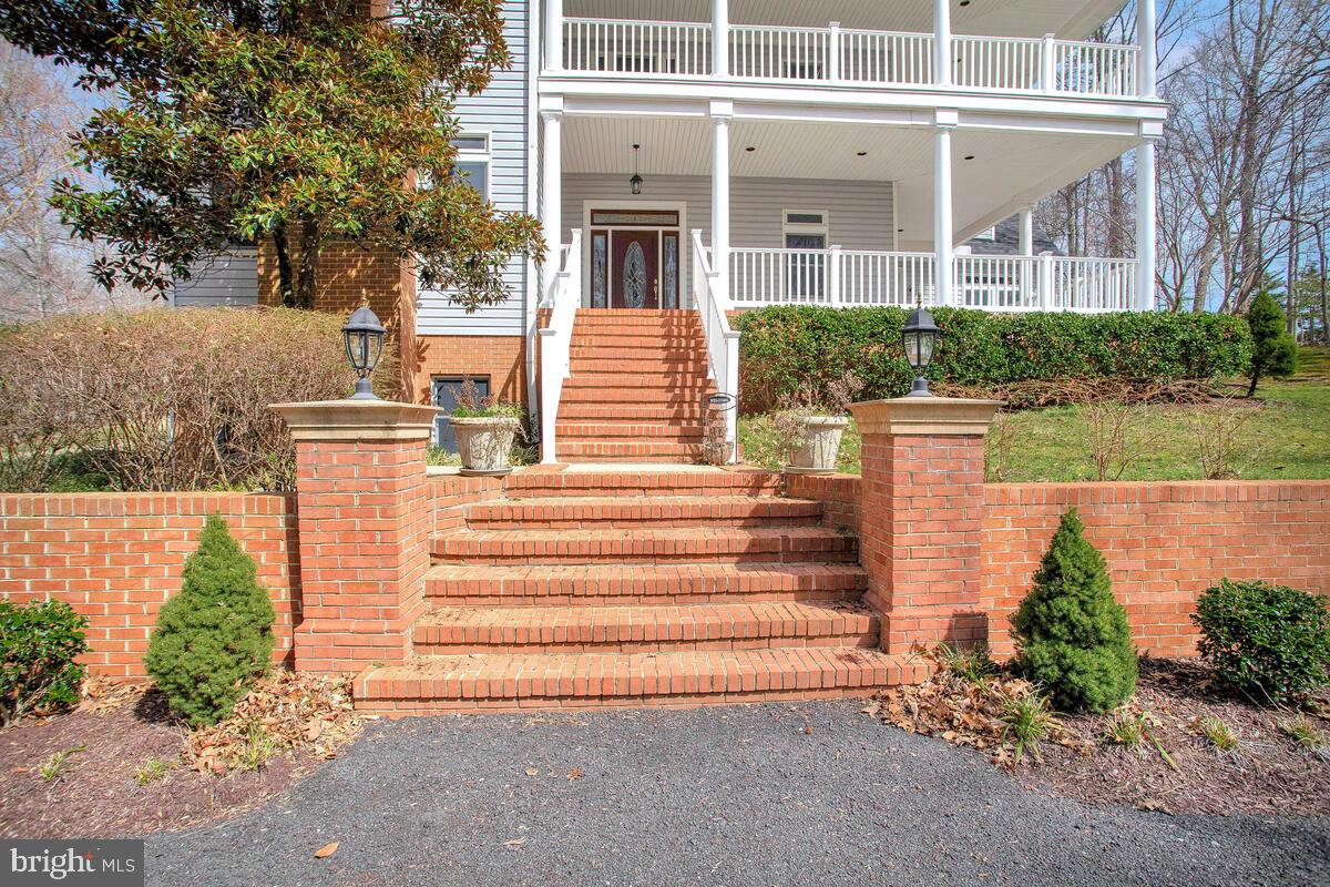 HOWES MEADOWS - Residential