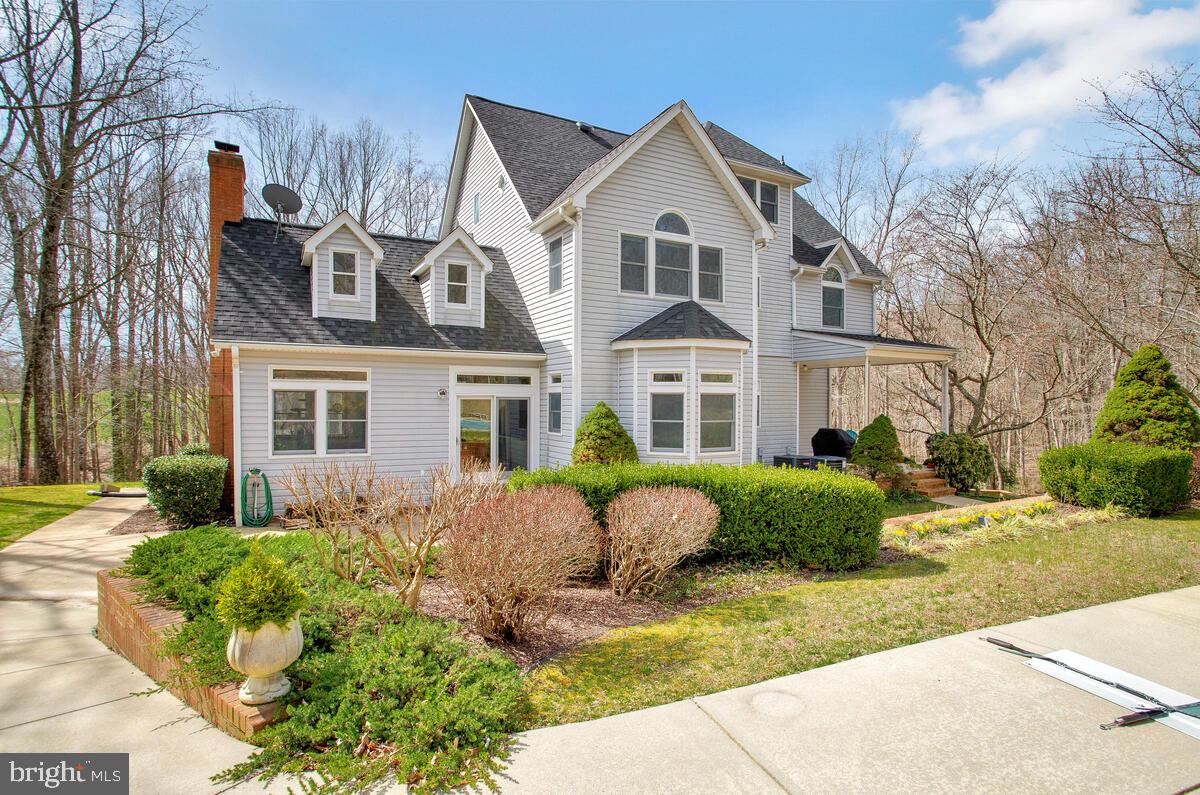 HOWES MEADOWS - Residential