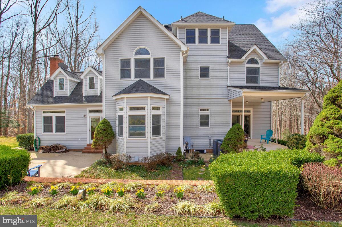 HOWES MEADOWS - Residential