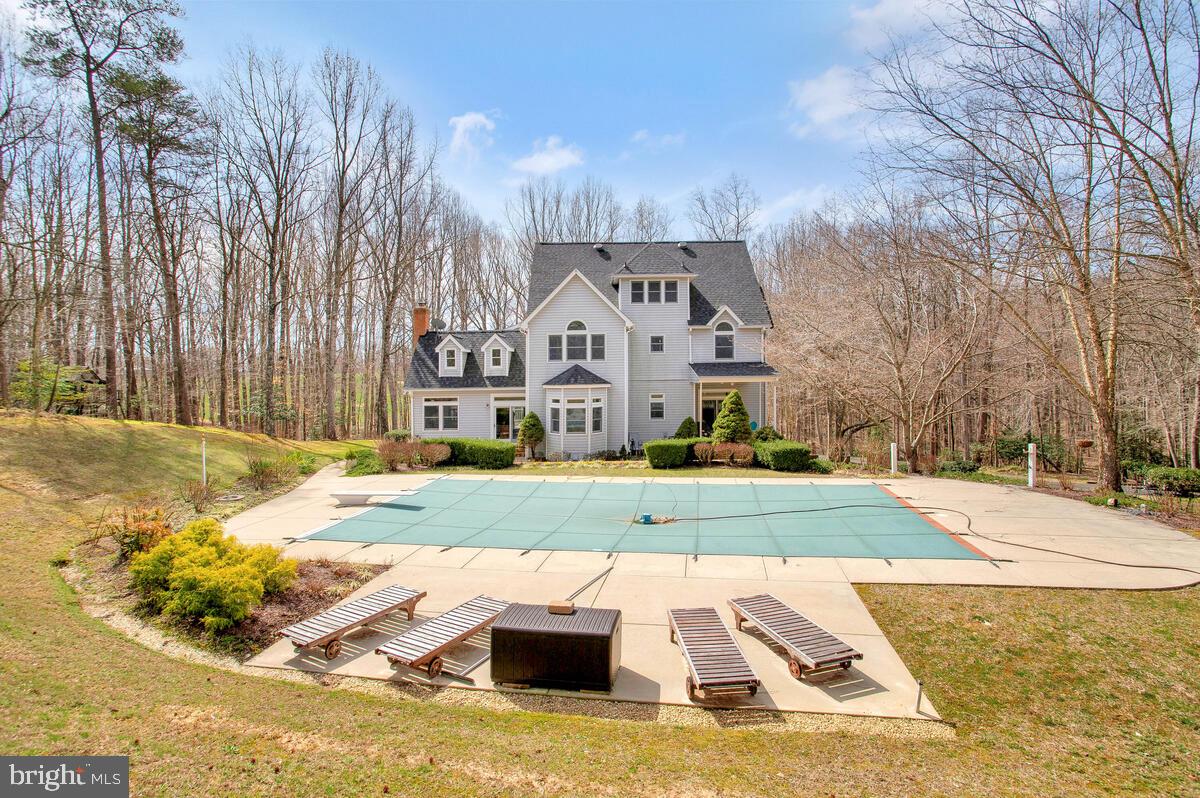 HOWES MEADOWS - Residential