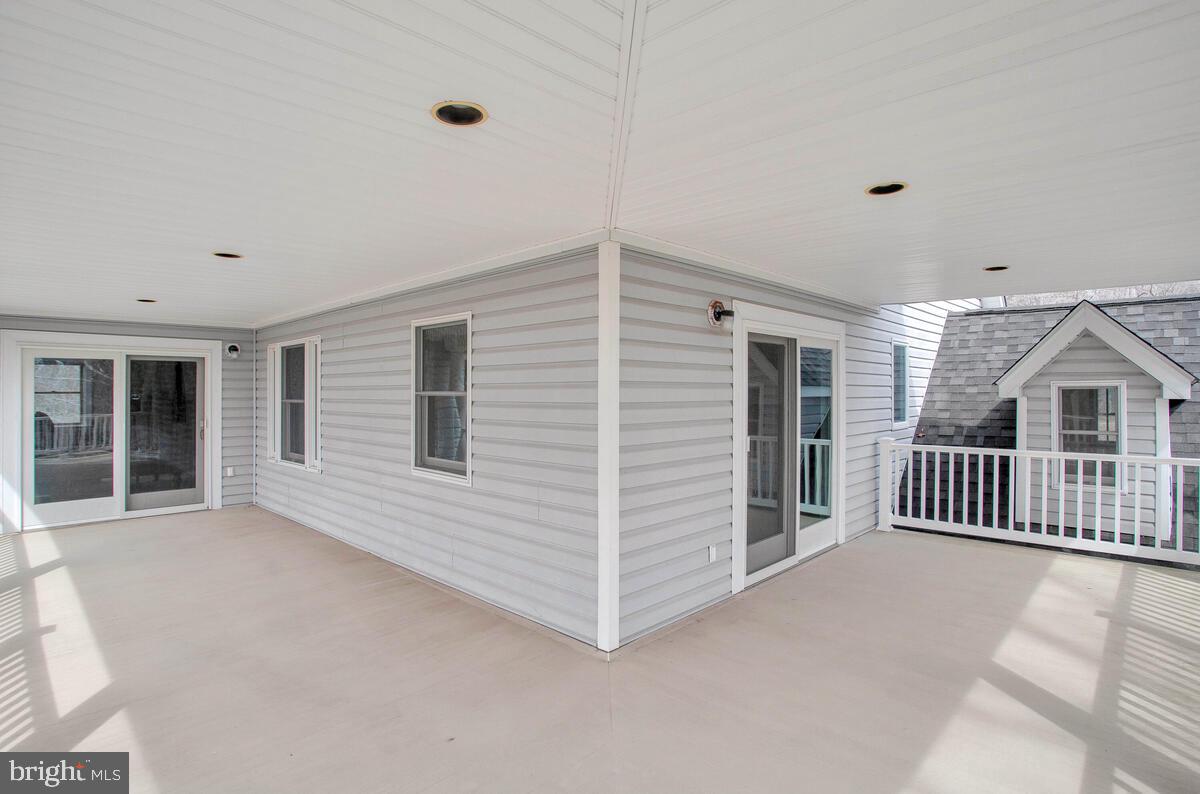 HOWES MEADOWS - Residential