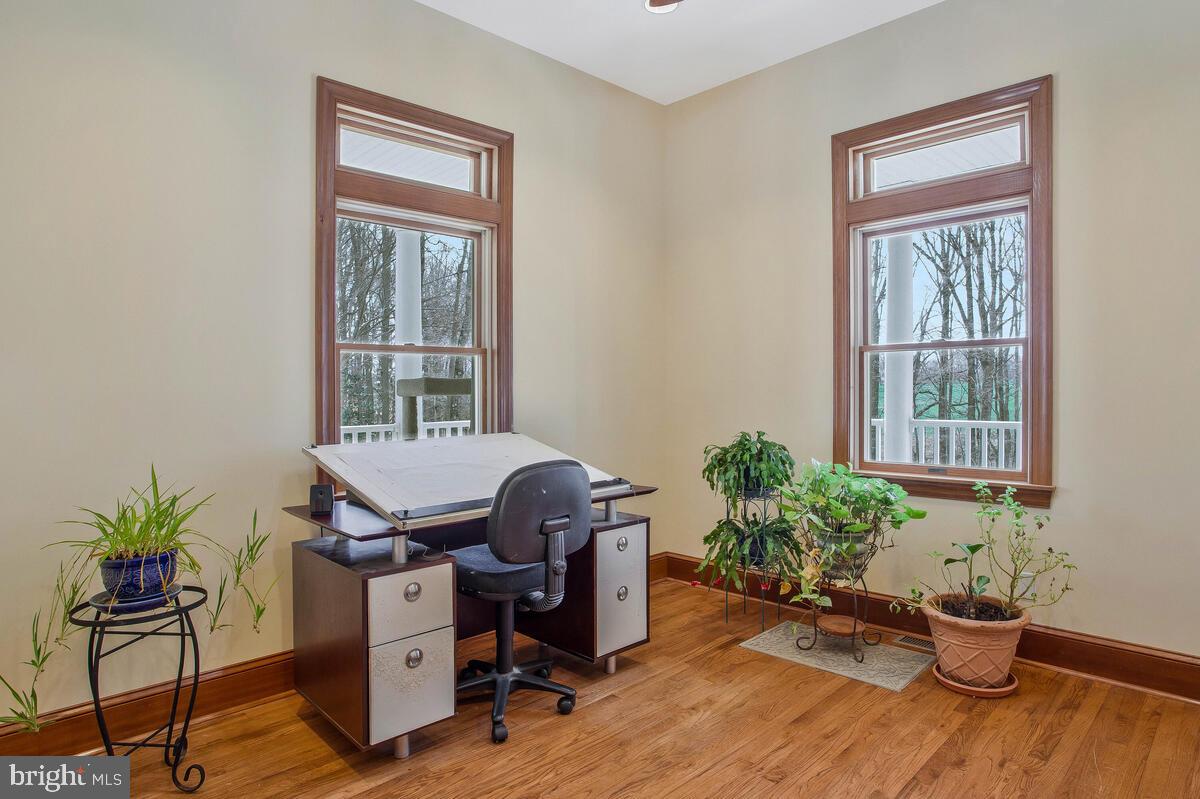 HOWES MEADOWS - Residential