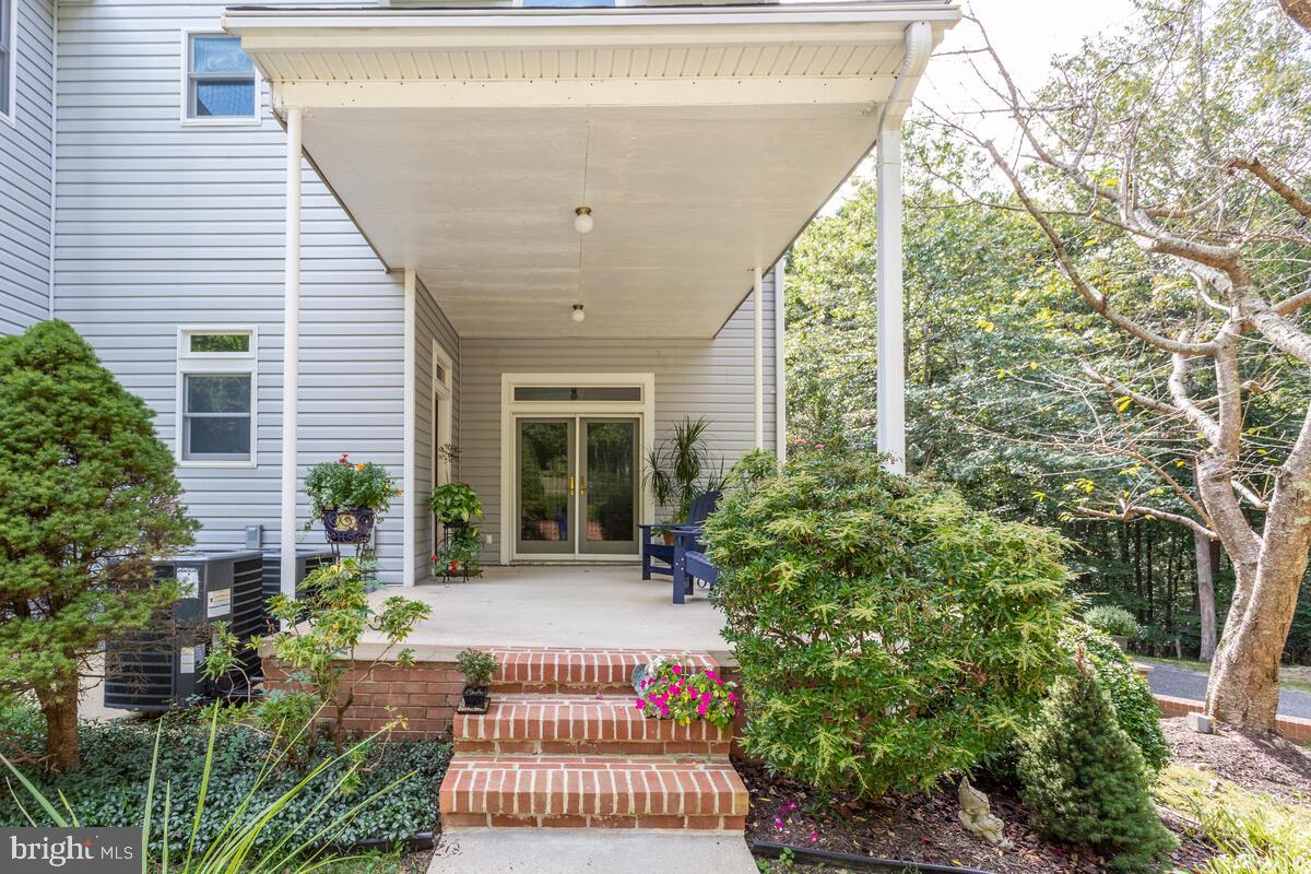 HOWES MEADOWS - Residential