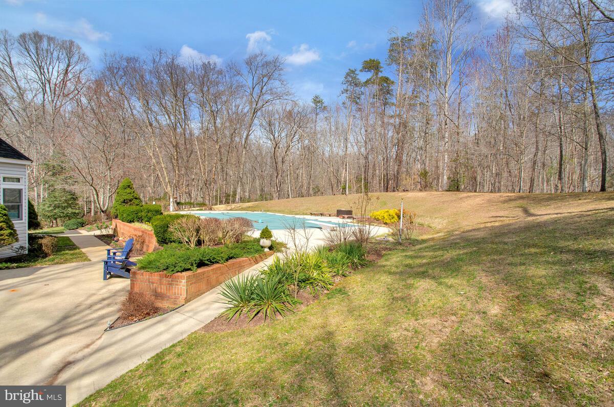 HOWES MEADOWS - Residential