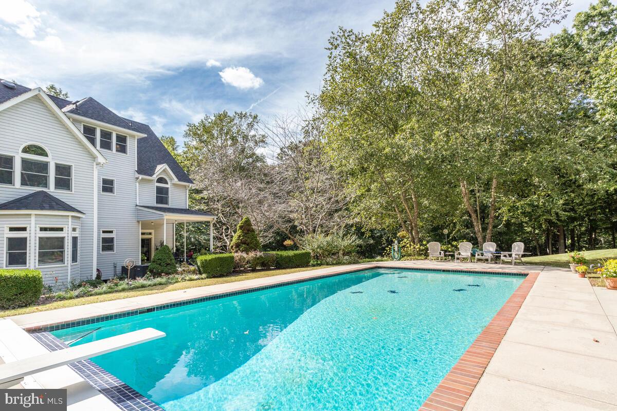 HOWES MEADOWS - Residential