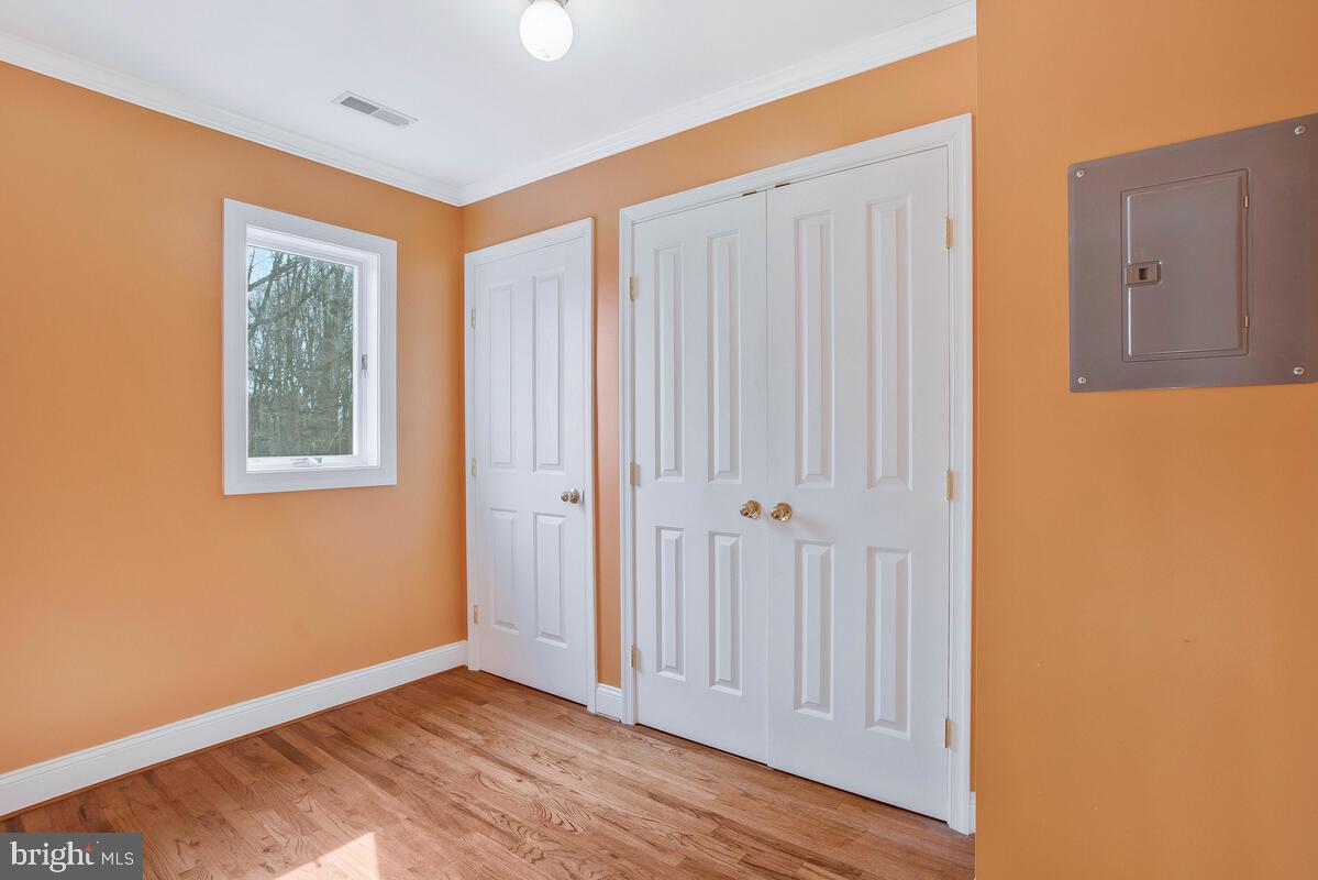 HOWES MEADOWS - Residential