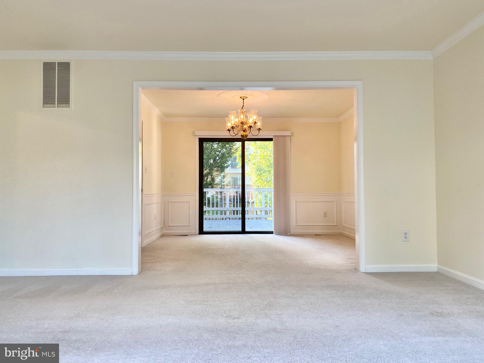 BEVERLY MANOR - Residential Lease