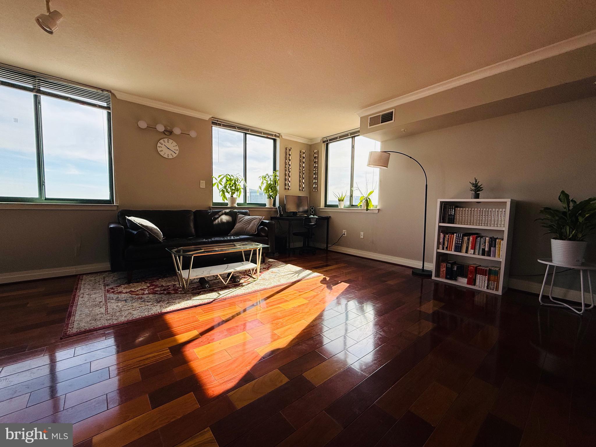 INNER HARBOR - Residential