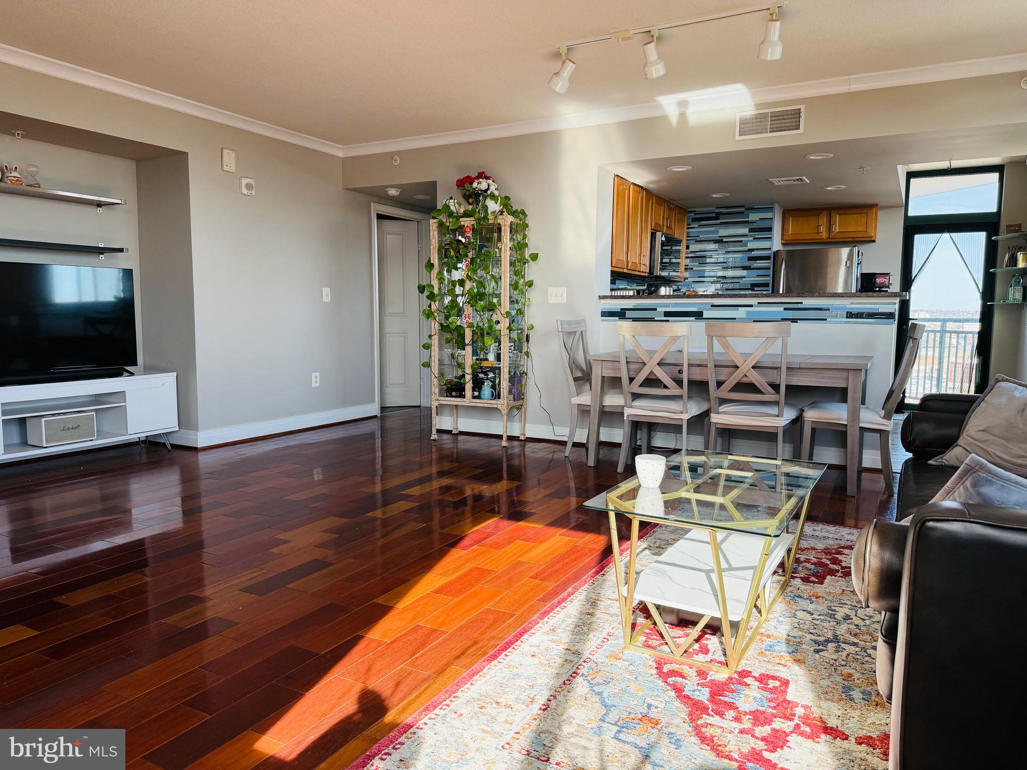 INNER HARBOR - Residential