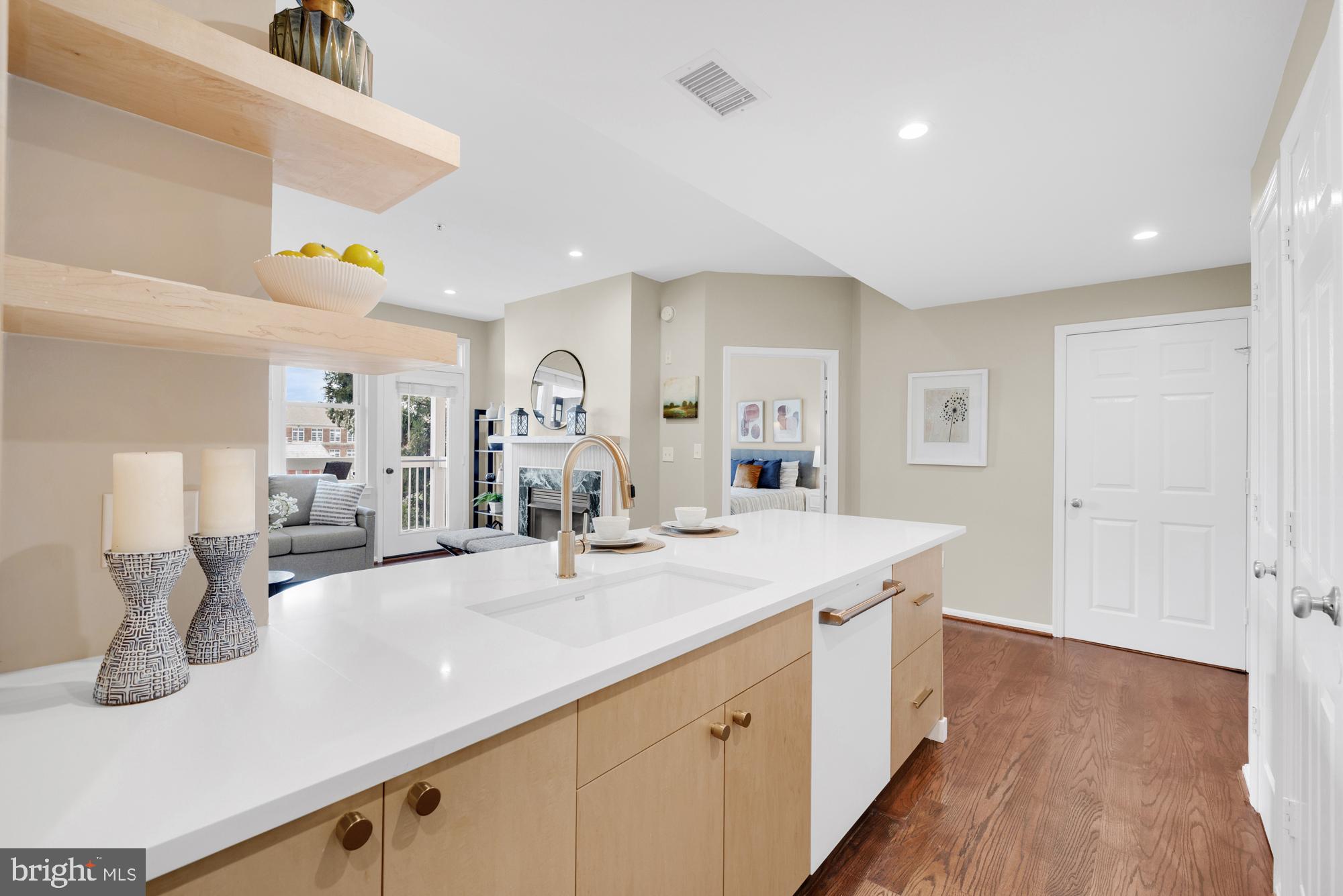 2004 11TH STREET NW 339