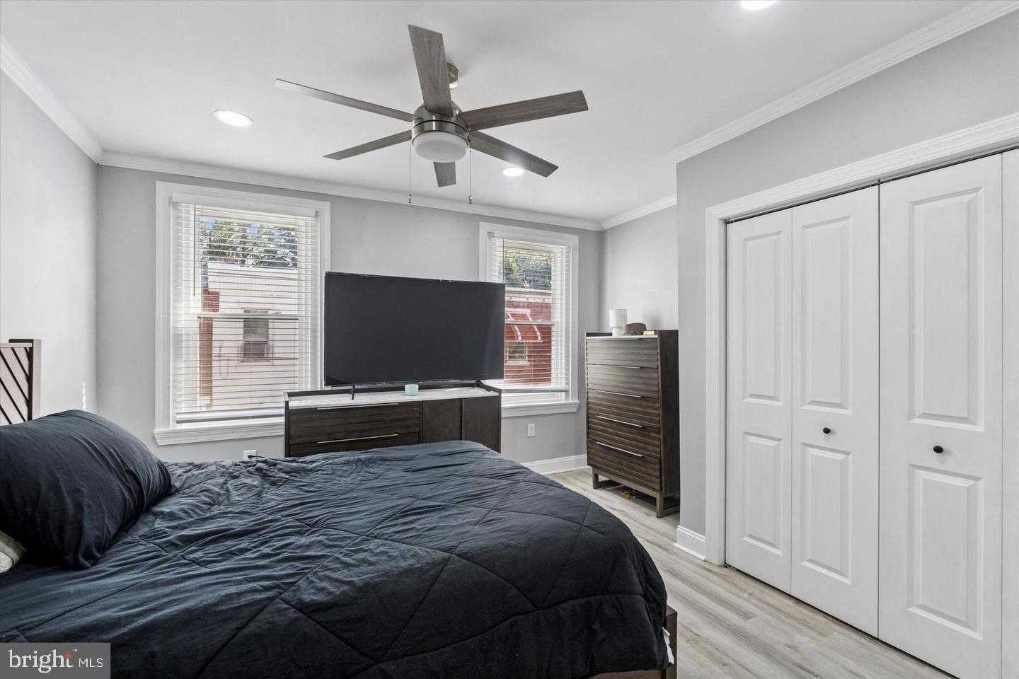 POINT BREEZE - Residential