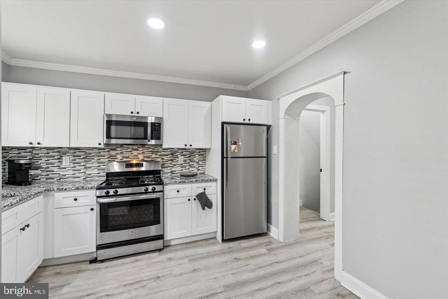 POINT BREEZE - Residential