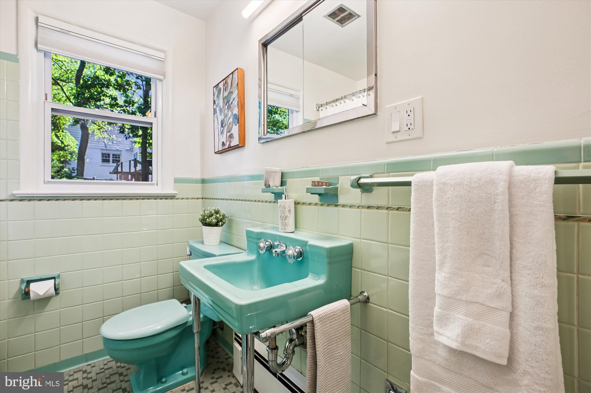 WOODSIDE FOREST - Residential