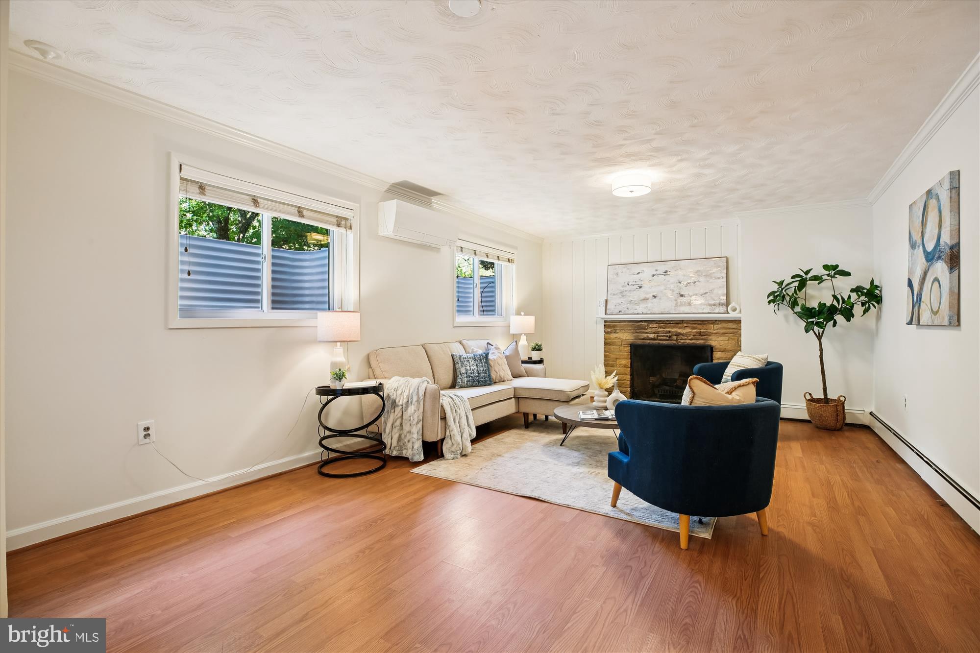 WOODSIDE FOREST - Residential