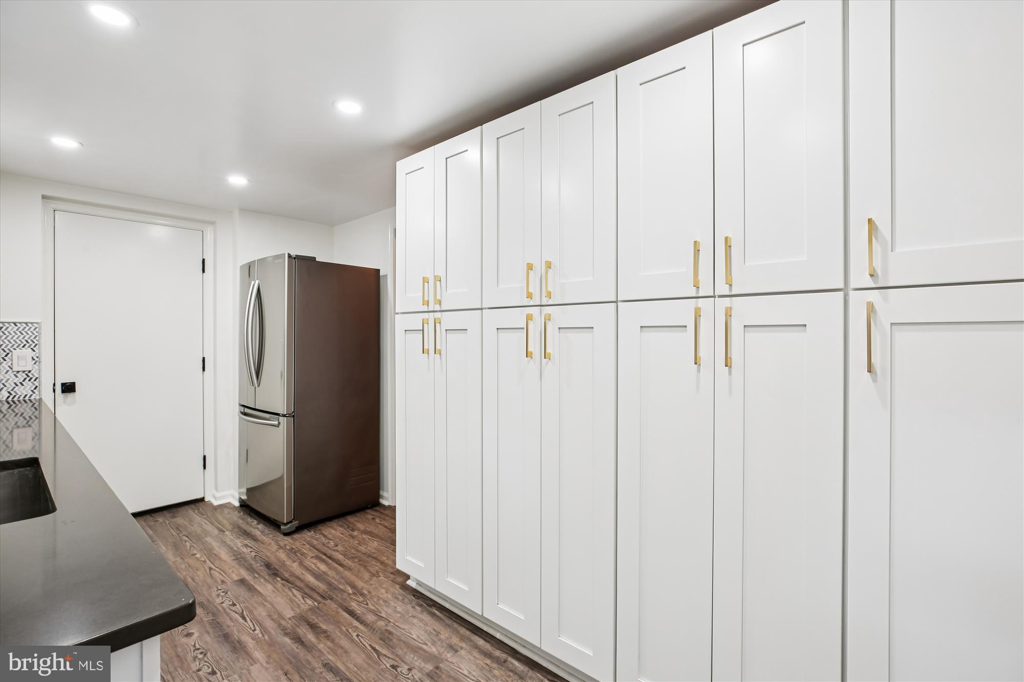 WOODSIDE FOREST - Residential